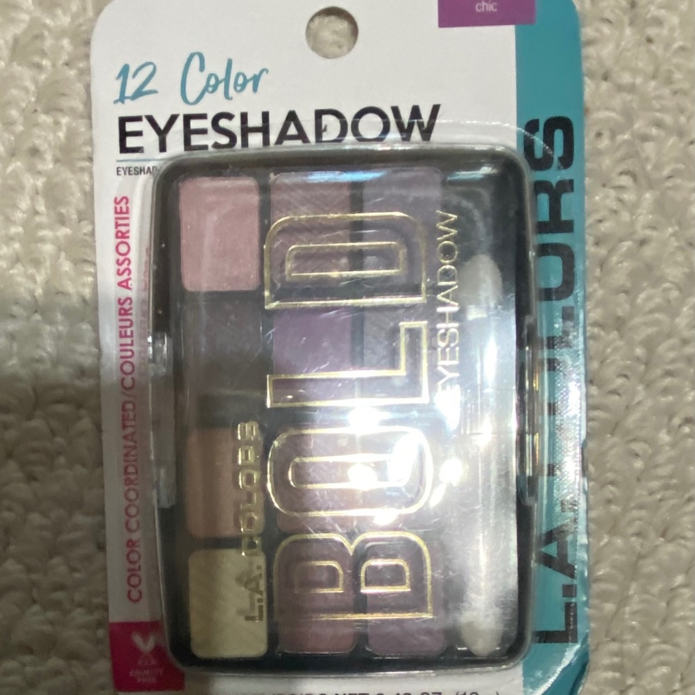 L.A. Colors Bold C68679 Chic Eyeshadow